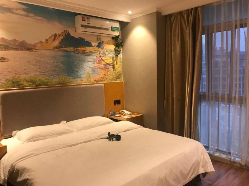 Greentree Inn Jiangsu Wuxi Jiangyin Zhouzhuang Shiji Avenue Business Hotel Екстер'єр фото