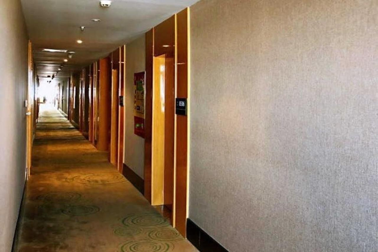 Greentree Inn Jiangsu Wuxi Jiangyin Zhouzhuang Shiji Avenue Business Hotel Екстер'єр фото