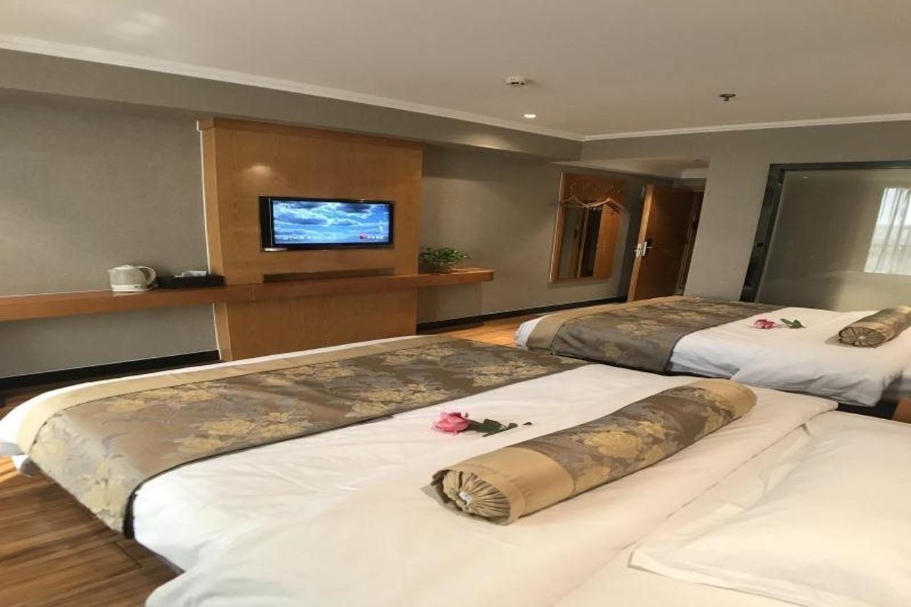 Greentree Inn Jiangsu Wuxi Jiangyin Zhouzhuang Shiji Avenue Business Hotel Екстер'єр фото