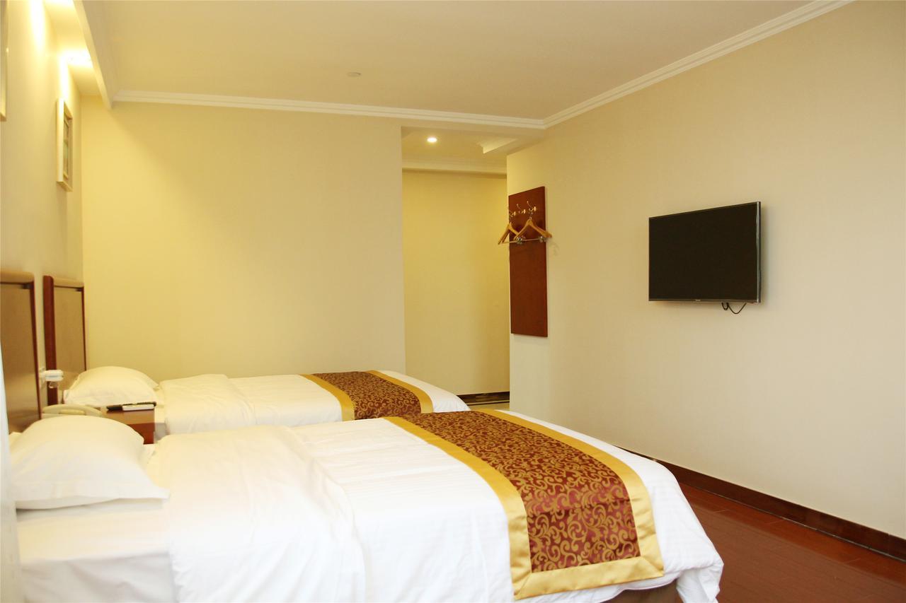 Greentree Inn Jiangsu Wuxi Jiangyin Zhouzhuang Shiji Avenue Business Hotel Екстер'єр фото
