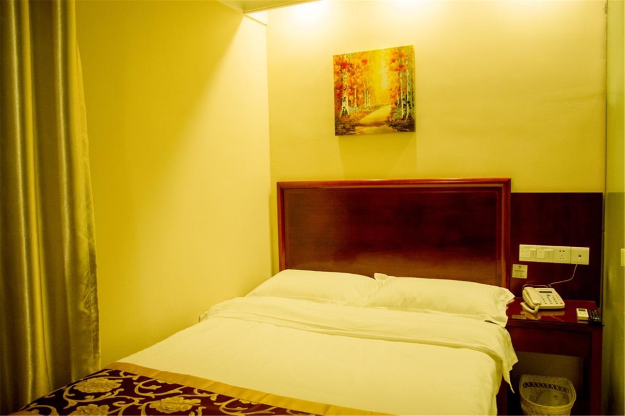 Greentree Inn Jiangsu Wuxi Jiangyin Zhouzhuang Shiji Avenue Business Hotel Екстер'єр фото