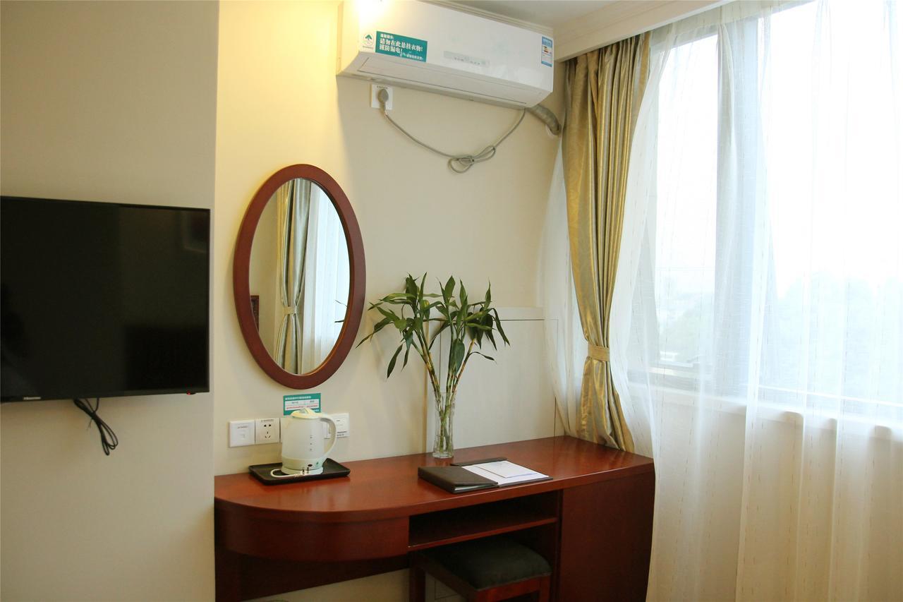 Greentree Inn Jiangsu Wuxi Jiangyin Zhouzhuang Shiji Avenue Business Hotel Екстер'єр фото
